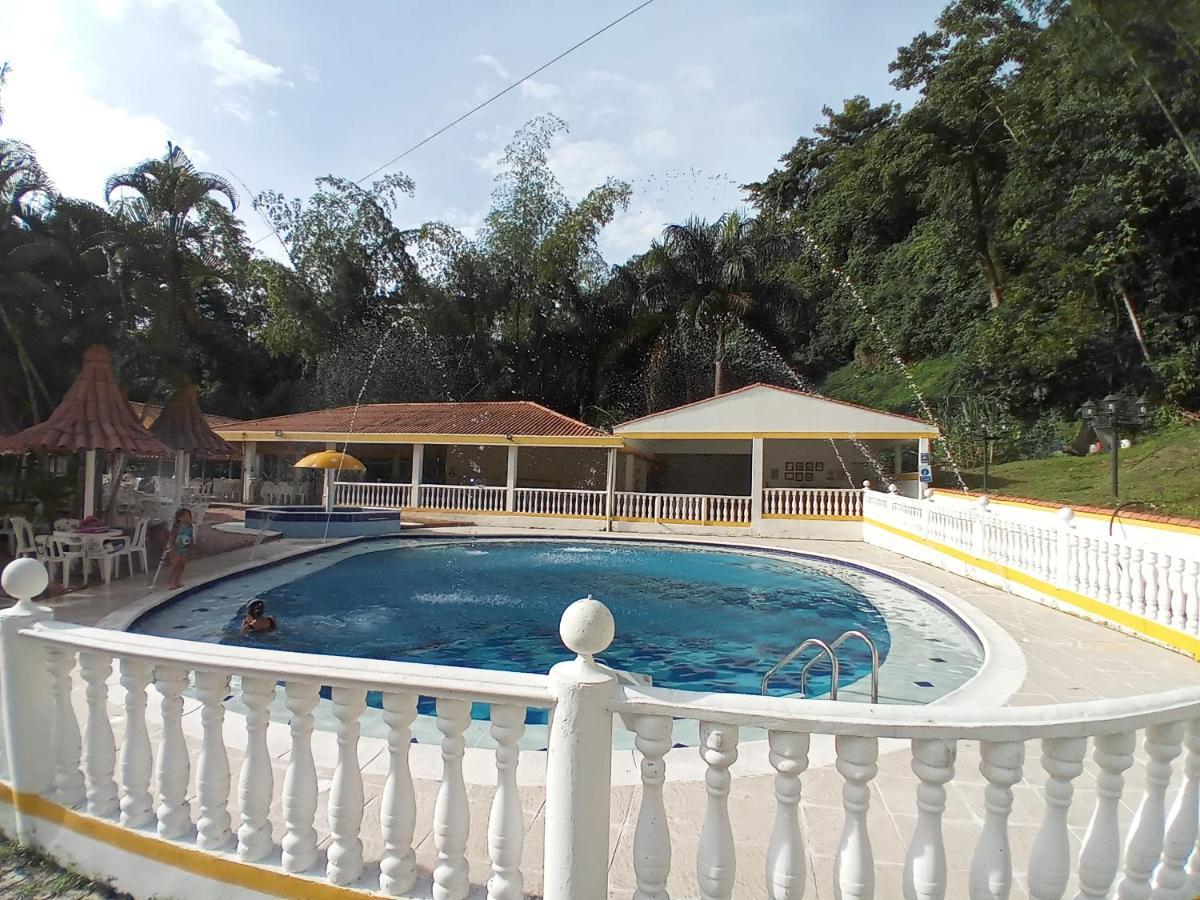 Hotel Villa San Cayetano Нокайма Екстериор снимка